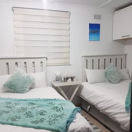 Aliwal Villa Guest Lodge מראה חיצוני תמונה