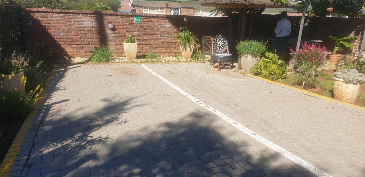 Aliwal Villa Guest Lodge מראה חיצוני תמונה