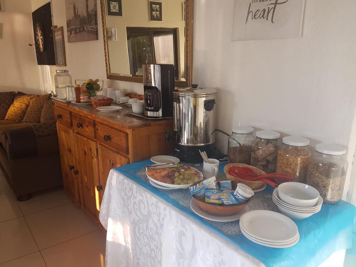 Aliwal Villa Guest Lodge מראה חיצוני תמונה