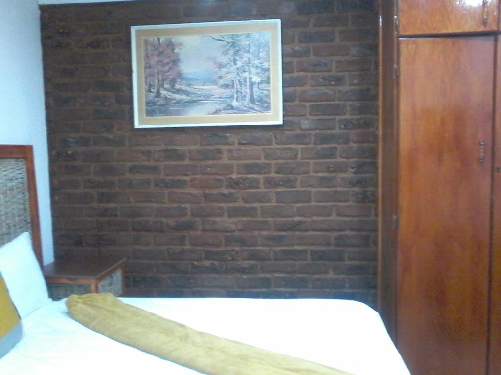 Aliwal Villa Guest Lodge מראה חיצוני תמונה