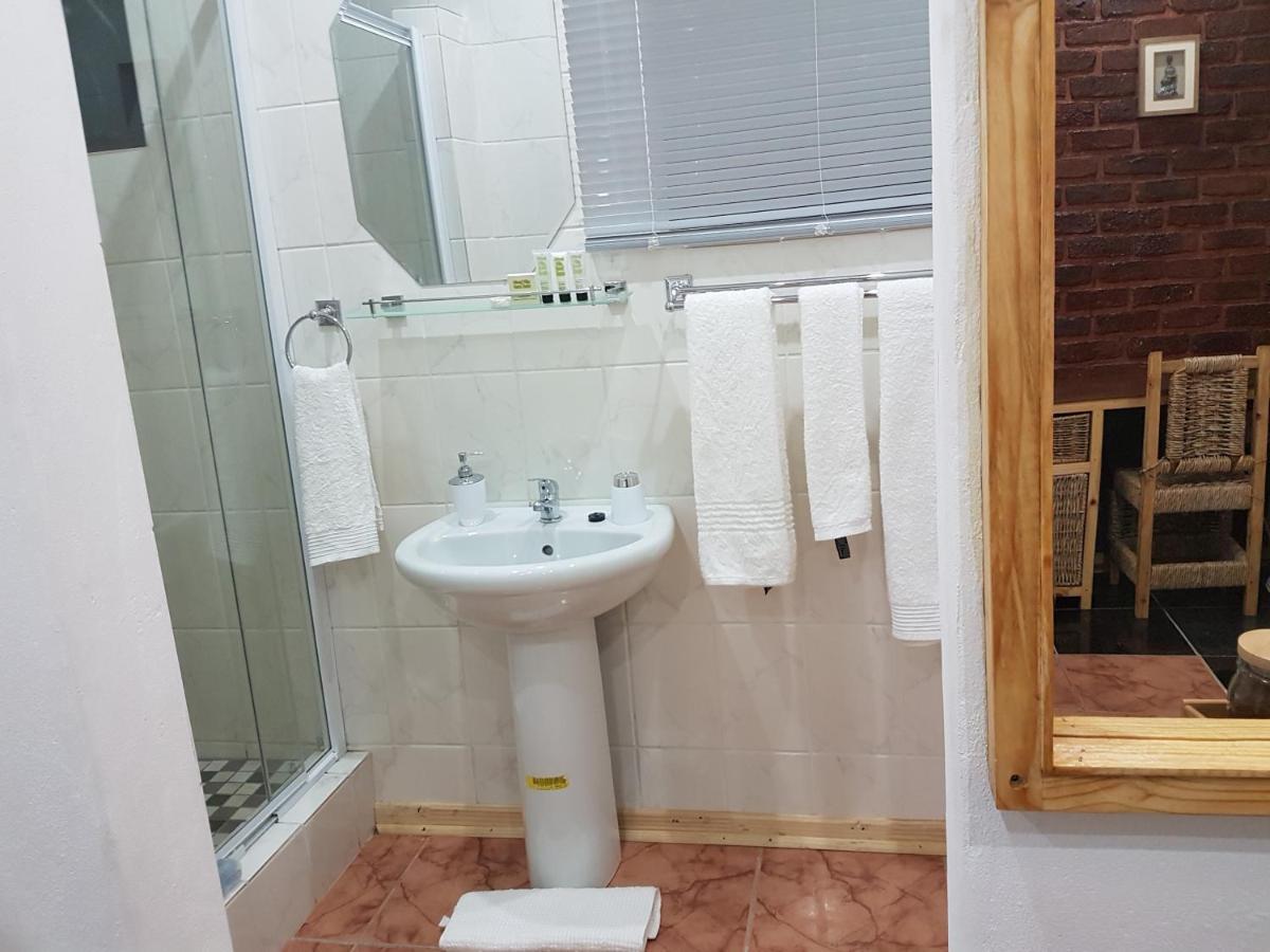 Aliwal Villa Guest Lodge מראה חיצוני תמונה